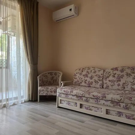 Апартамент Appolonsea *