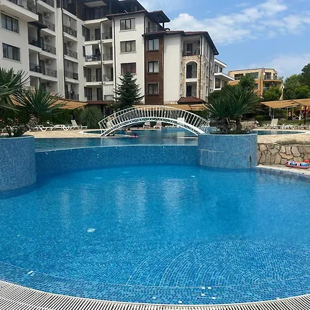 Appolonsea Апартамент *