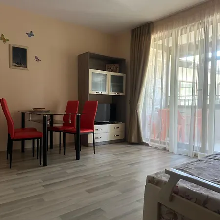 Appolonsea * נסבר
